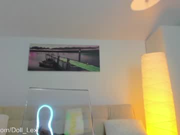 webcam girl doll_lexi live cam image #1286036