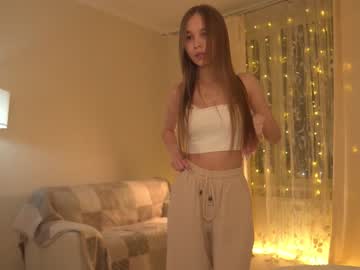 webcam girl see_the_sun live cam image #8006128