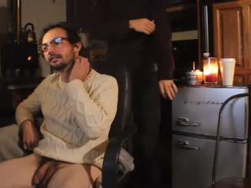 webcam man hollandhousestudios live cam image #7933023