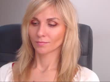 webcam girl lady_ada live cam image #296255