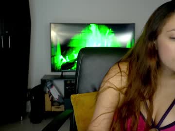 webcam girl kellytesh live cam image #12584555