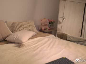 webcam girl germaine_jones live cam image #12600748