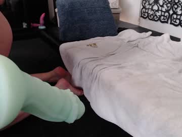 webcam girl siswet19 live cam image #9419379