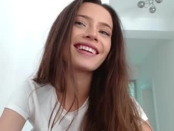 webcam girl isia_slay live cam image #3511858