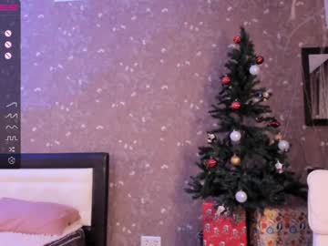 webcam girl yolandabertha live cam image #4707429