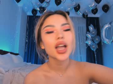 webcam girl bae_suz live cam image #1055216