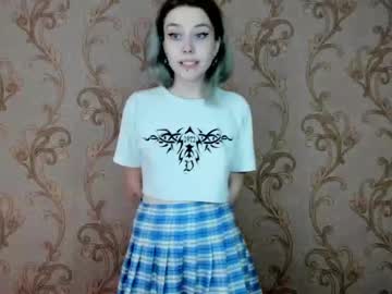 webcam girl yuinika_ live cam image #10093403