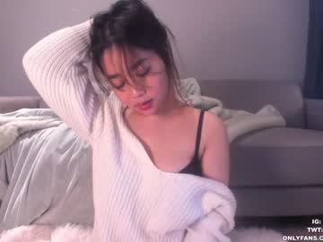 webcam girl clara_chan live cam image #2294362