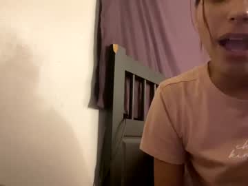 webcam girl yummynani69 live cam image #3232669