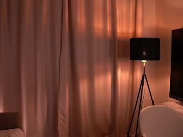 webcam girl scarletmore live cam image #11195776
