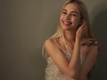 webcam girl cuteelsa_ live cam image #6517953
