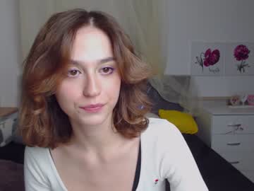 webcam girl mollynerd live cam image #2099974