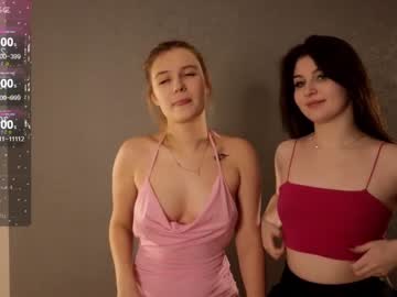 webcam couple chloealice live cam image #8785436