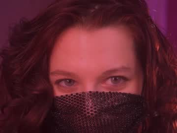 webcam girl lorienn live cam image #8384669
