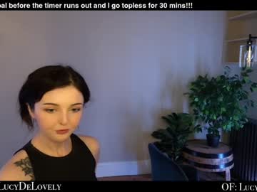 webcam girl lucydelovely live cam image #3101879