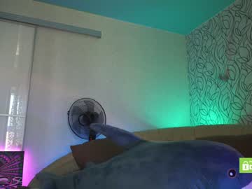 webcam girl pussy__money__weed live cam image #26036