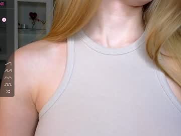 webcam girl cute_fox_girl live cam image #12502172