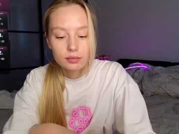 webcam girl callme_star live cam image #9269148