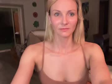 webcam girl kaileeshy live cam image #7022956