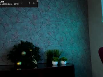 webcam girl elliy_coy live cam image #4604494