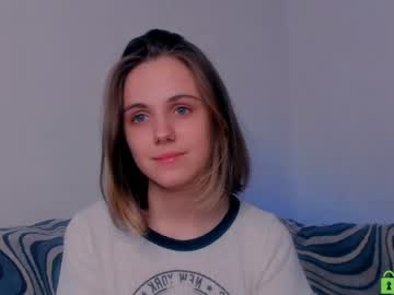 webcam girl melissiasnora live cam image #4364801