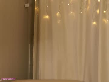 webcam girl bettyhudson live cam image #1704320