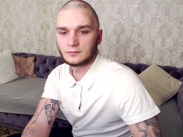 webcam couple lilith_shy live cam image #4870158