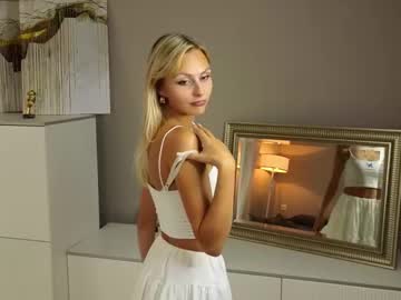 webcam girl darlinechapel live cam image #10383585