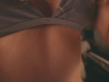 webcam girl heybanan live cam image #11759508