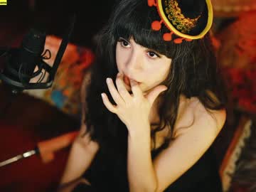 webcam girl ingennui live cam image #5809829