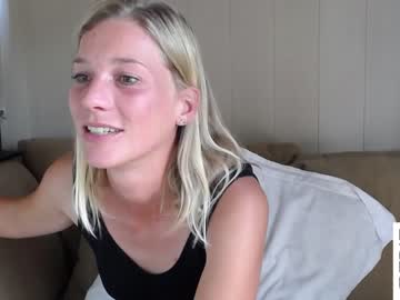 webcam couple joannadea live cam image #6979010