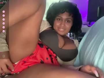 webcam girl blackgurlkitty live cam image #7335445