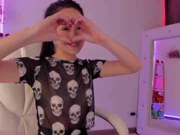 webcam girl annie_dreams live cam image #2665935