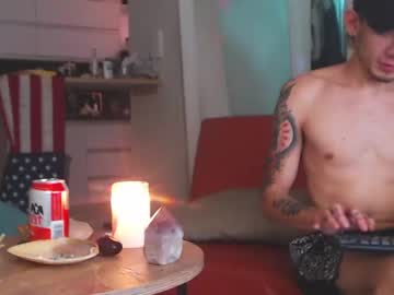 webcam man fratguysonline live cam image #3646202
