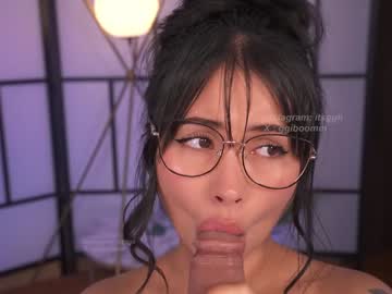 webcam girl gigi_ulala live cam image #9826096