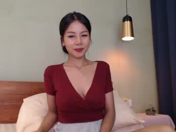 webcam girl hersheys_aran live cam image #3904475
