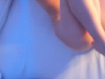 webcam girl kisimoto_key live cam image #2656048