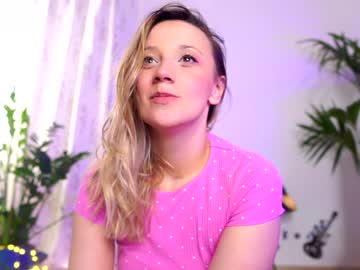 webcam girl juicyandthepussyblvd live cam image #1950030