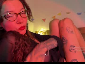webcam girl _deepthroatgalactica live cam image #12083327