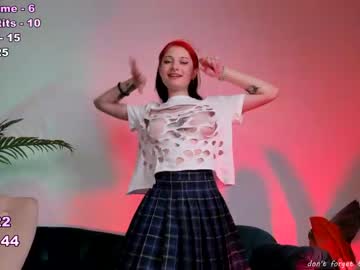 webcam girl ashley_blush_ live cam image #9467565