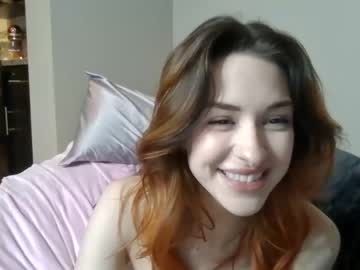 webcam girl milkywhiiite live cam image #3184317