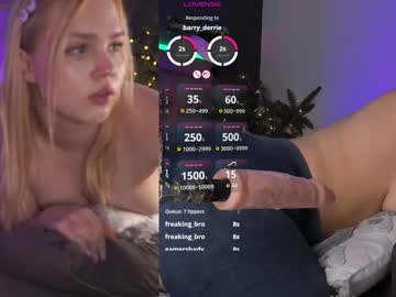 webcam girl sexy_blonde_doll live cam image #11436306
