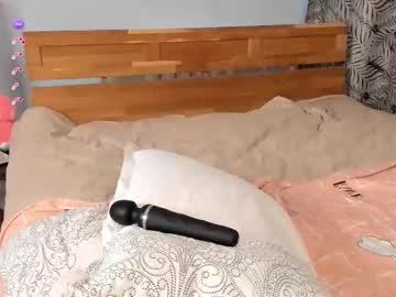 webcam girl adelexx_zll live cam image #12737866