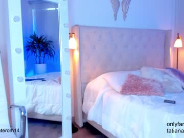 webcam girl swt_molly live cam image #7391245