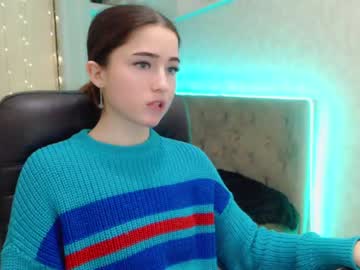 webcam girl alma_harrison live cam image #1497105