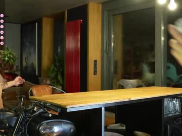 webcam girl poisonn_girll live cam image #12119137