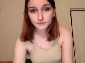 webcam girl tinytittytia live cam image #9908767