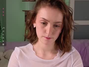webcam girl charming_flower live cam image #11473782