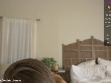 webcam girl sophie_fennec live cam image #3868656
