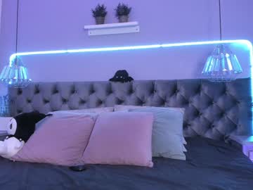 webcam girl naomii_soto live cam image #11294809